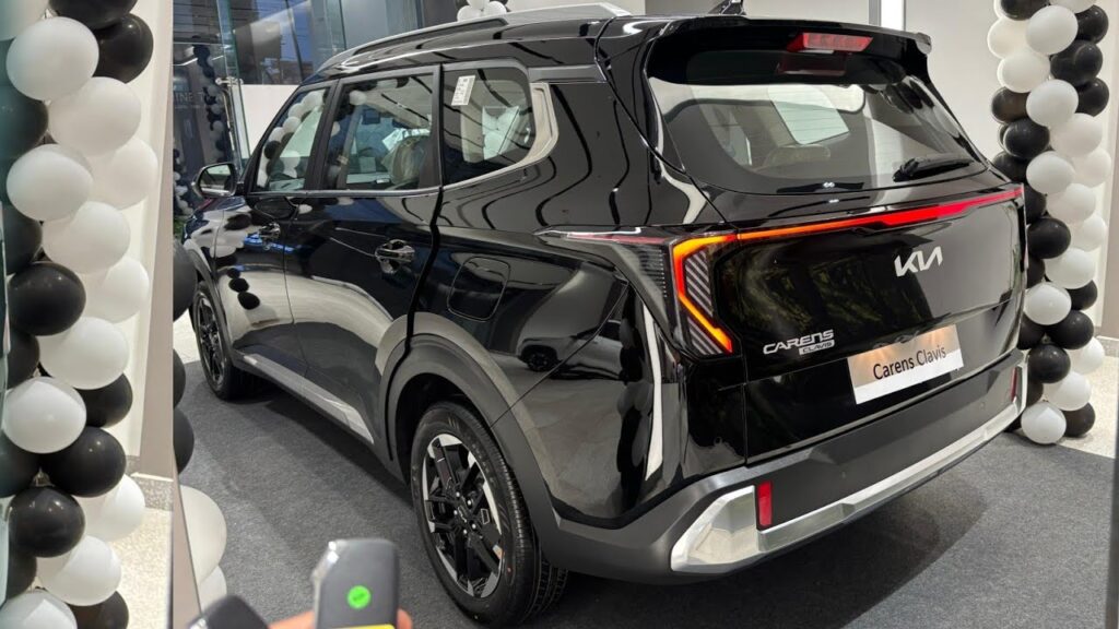 Kia Clavis